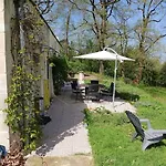 At La Maison * Montaut (Dordogne)